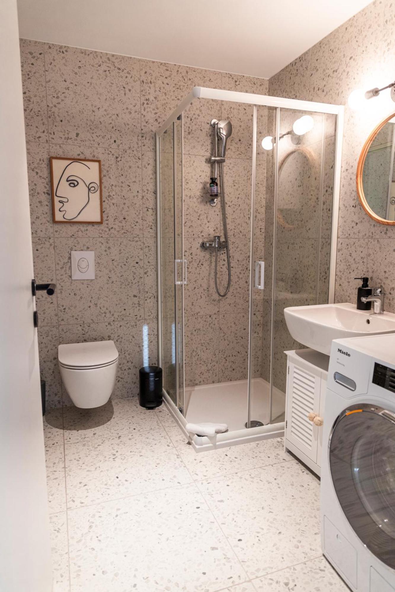 Koper Seaside Residence Bagian luar foto